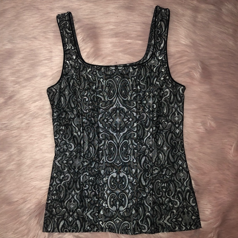 White House Black Market tank